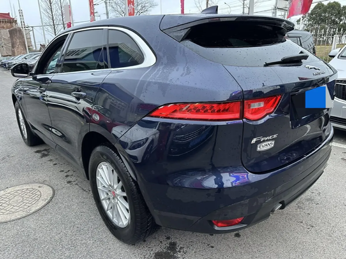 2020 Jaguar F-PACE 2.0T 250HP L4 8AT,autocango,china used car exporter,china ev exporter,chinese used car exporter,chinese used ev exporter