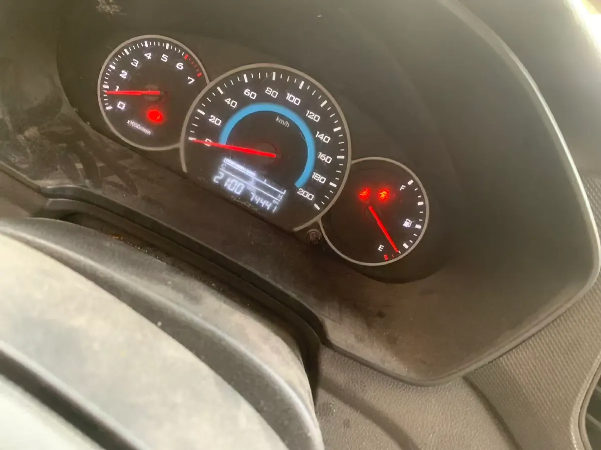 2019 WuLing HongGuang V 1.5L 99HP L4 6MT,autocango,china used car exporter,china ev exporter,chinese used car exporter,chinese used ev exporter