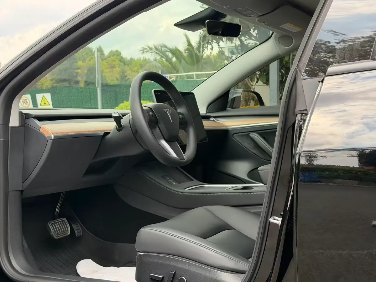 2022 Tesla Model 3 BEV 60KWH,autocango,china used car exporter,china ev exporter,chinese used car exporter,chinese used ev exporter