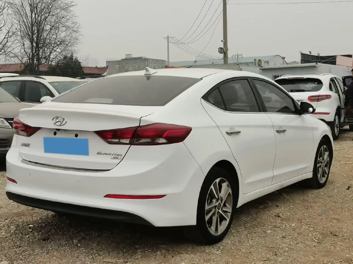 2016 Hyundai Elantra 1.6L 130HP L4 6AT,autocango,china used car exporter,china ev exporter,chinese used car exporter,chinese used ev exporter