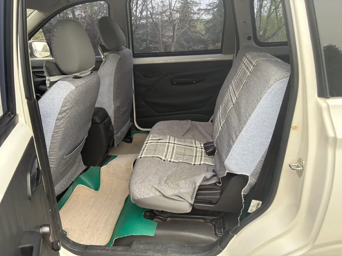 2019 WuLing HongGuang 1.5L 105HP L4 5MT,autocango,china used car exporter,china ev exporter,chinese used car exporter,chinese used ev exporter