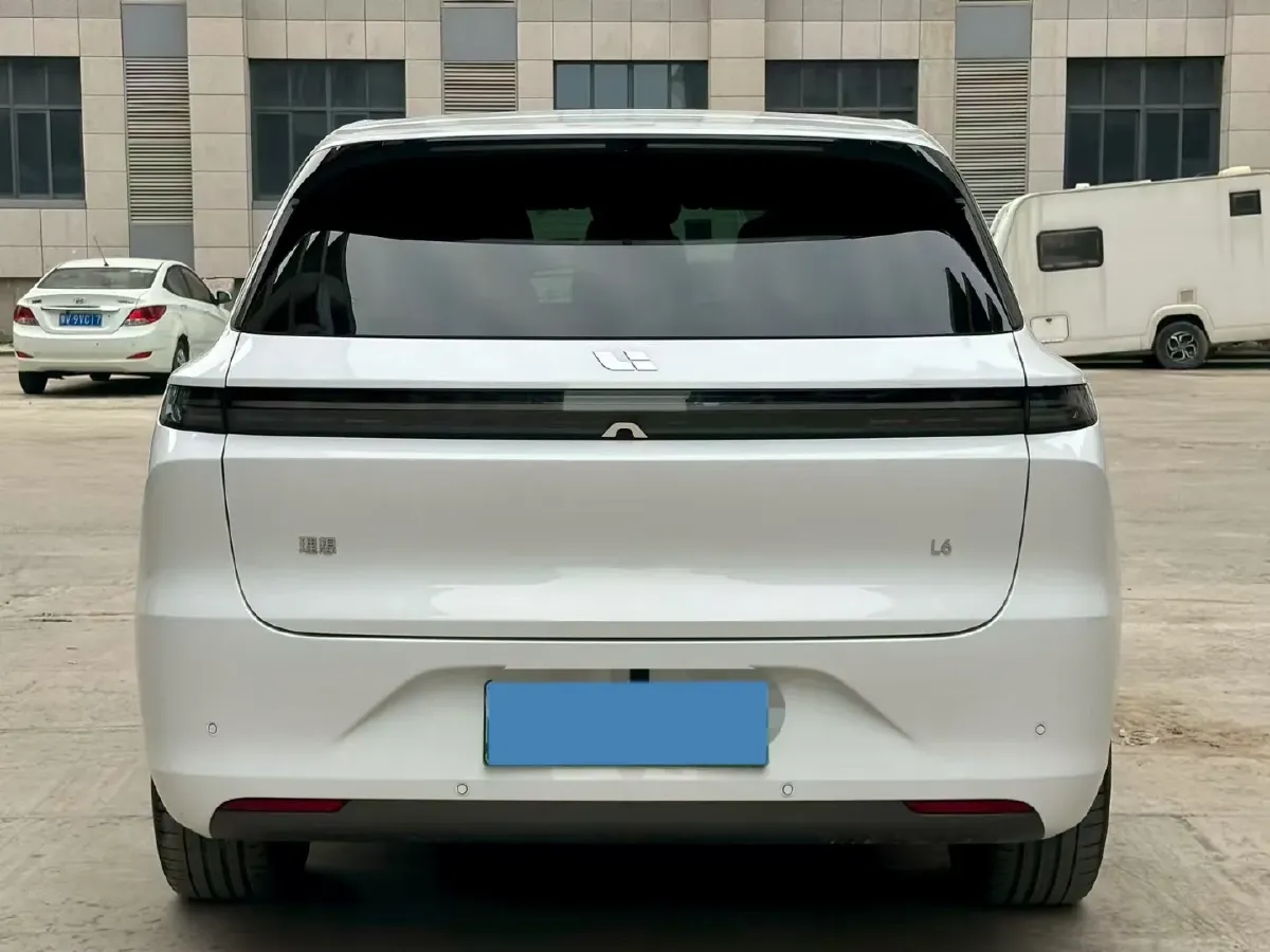 2024 Li L6 Range Extended 154HP L4 REEV 36.8KWH,autocango,china used car exporter,china ev exporter,chinese used car exporter,chinese used ev exporter