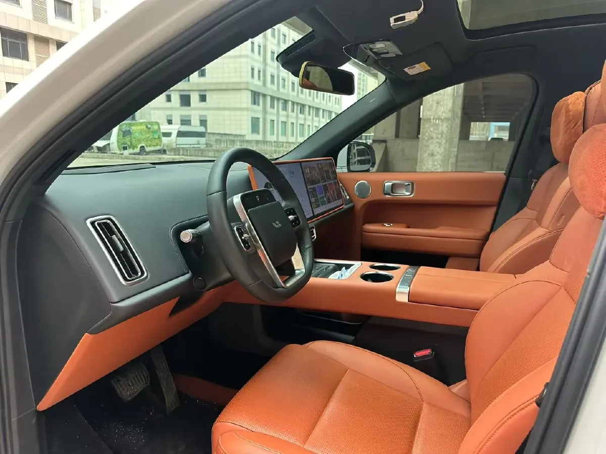 2024 Li L6 Range Extended 154HP L4 REEV 36.8KWH,autocango,china used car exporter,china ev exporter,chinese used car exporter,chinese used ev exporter