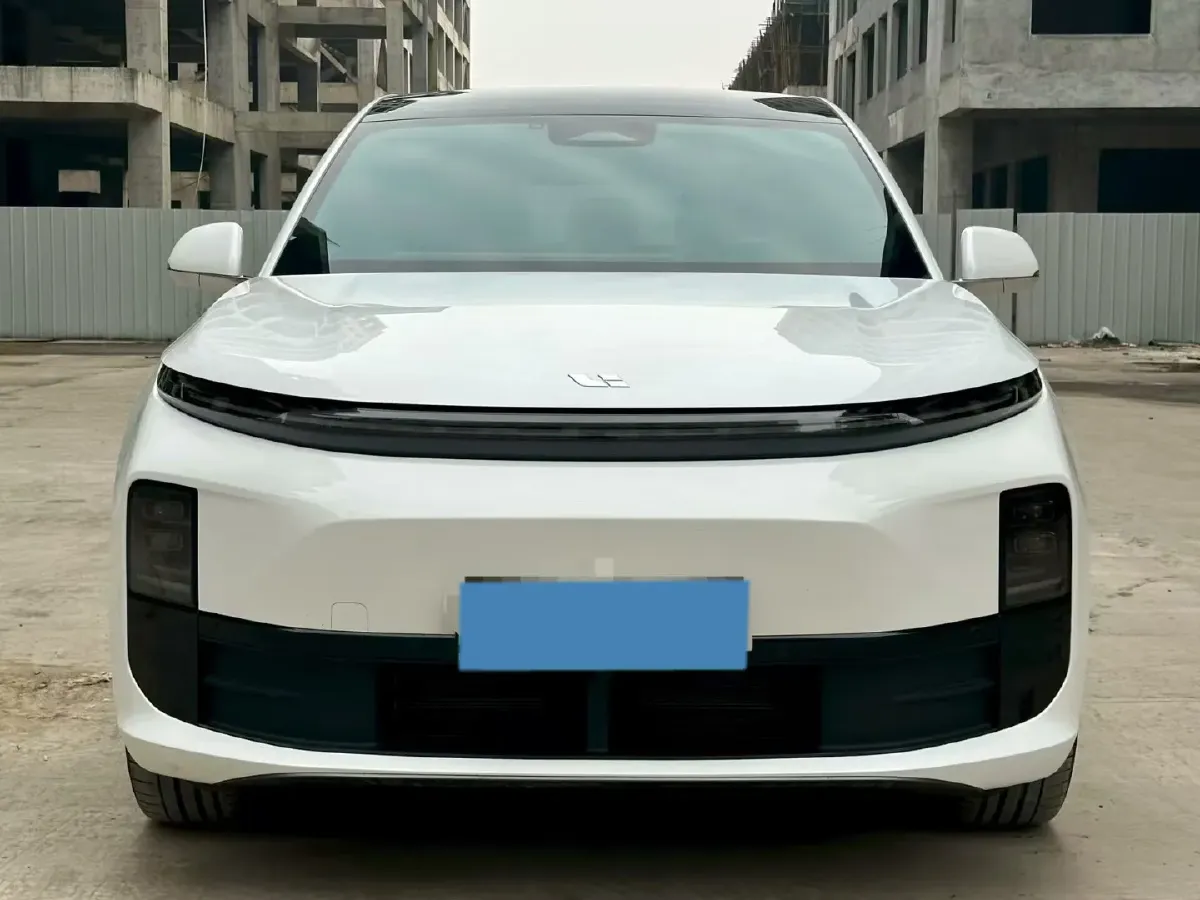 2024 Li L6 Range Extended 154HP L4 REEV 36.8KWH,autocango,china used car exporter,china ev exporter,chinese used car exporter,chinese used ev exporter