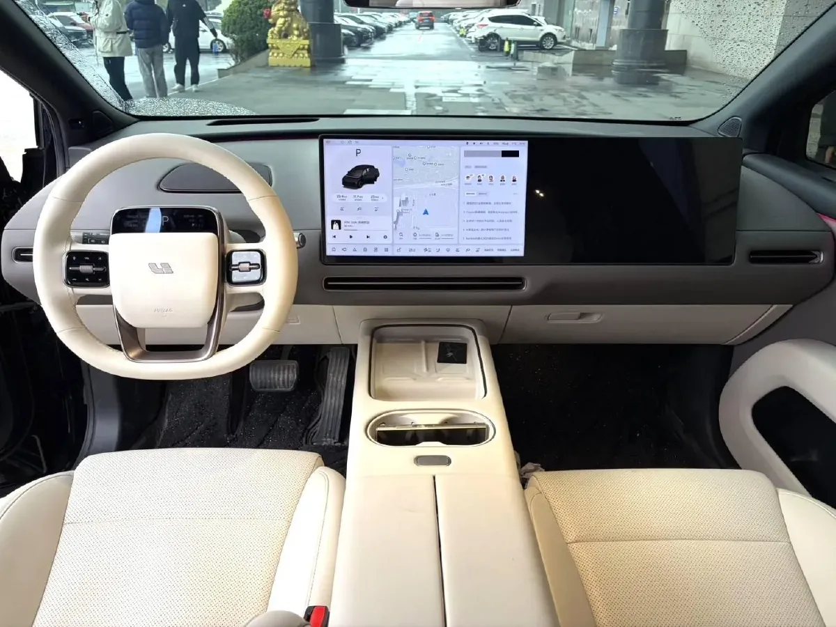 2025 Li i6 BEV,autocango,china used car exporter,china ev exporter,chinese used car exporter,chinese used ev exporter