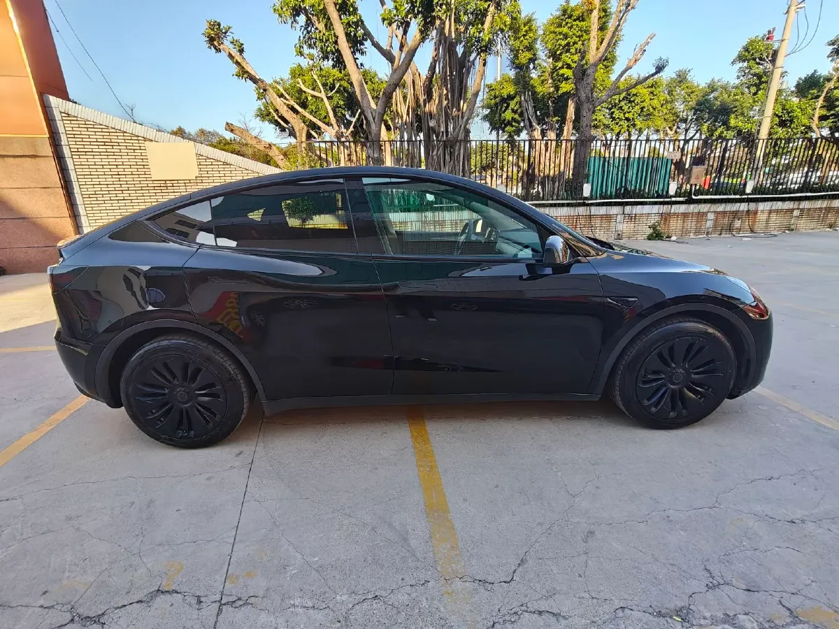 2022 Tesla Model Y BEV 60KWH,autocango,china used car exporter,china ev exporter,chinese used car exporter,chinese used ev exporter