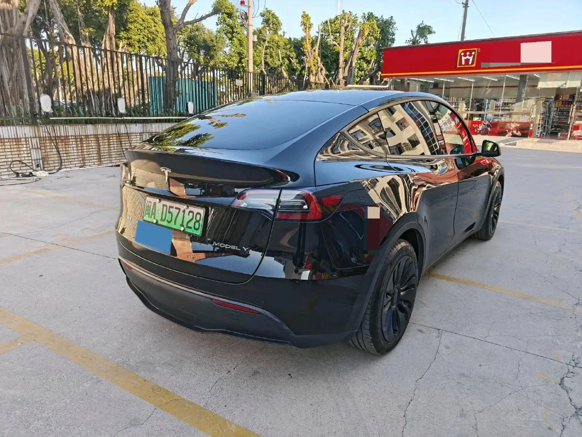 2022 Tesla Model Y BEV 60KWH,autocango,china used car exporter,china ev exporter,chinese used car exporter,chinese used ev exporter