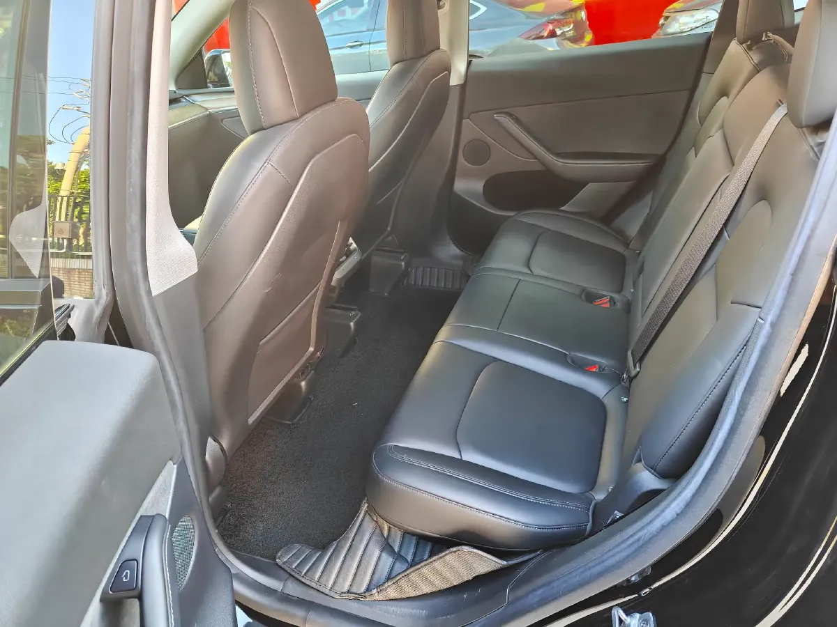 2022 Tesla Model Y BEV 60KWH,autocango,china used car exporter,china ev exporter,chinese used car exporter,chinese used ev exporter