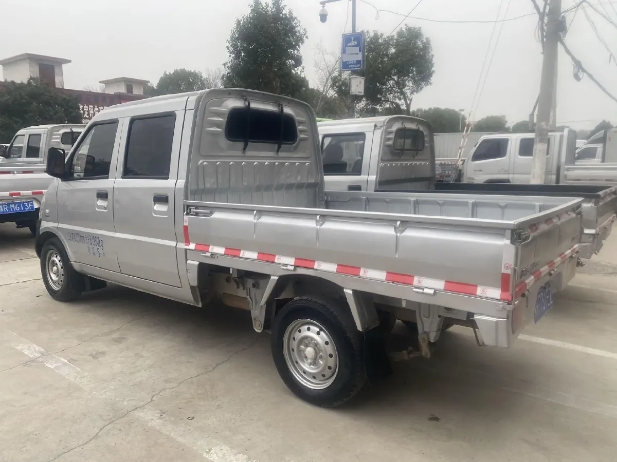 2019 WuLing RongGuang Mini Truck 1.5L 99HP L4 5MT,autocango,china used car exporter,china ev exporter,chinese used car exporter,chinese used ev exporter