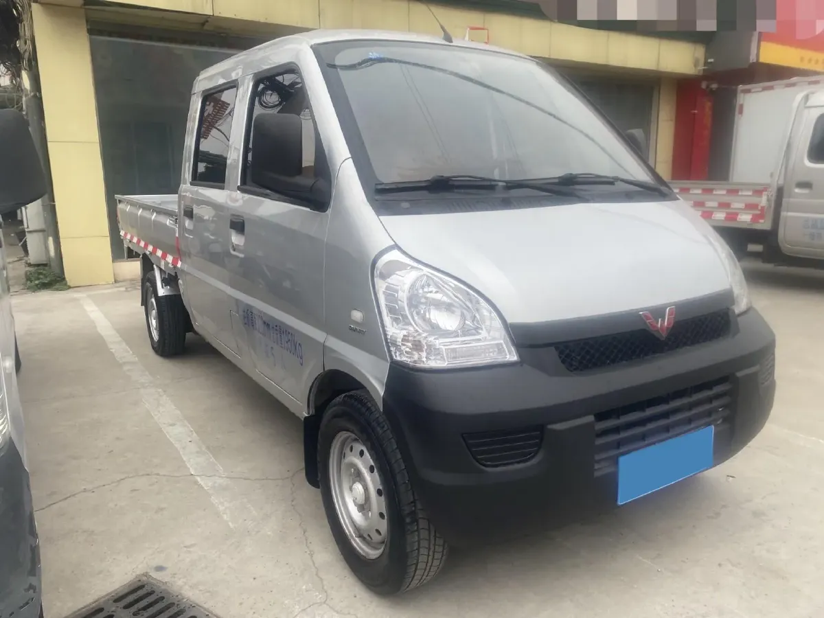 2019 WuLing RongGuang Mini Truck 1.5L 99HP L4 5MT,autocango,china used car exporter,china ev exporter,chinese used car exporter,chinese used ev exporter