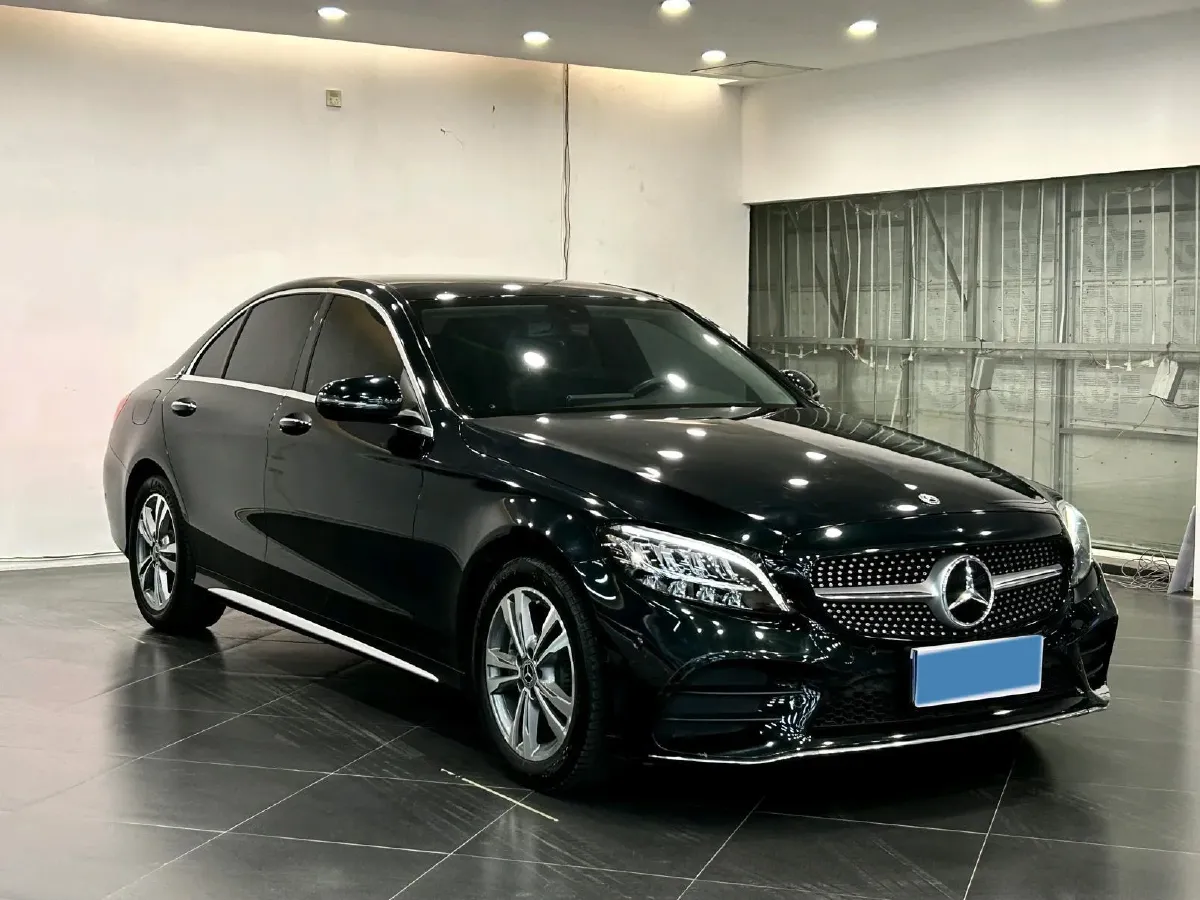 2021 Mercedes-Benz C Class 1.5T 156HP L4 9AT,autocango,china used car exporter,china ev exporter,chinese used car exporter,chinese used ev exporter