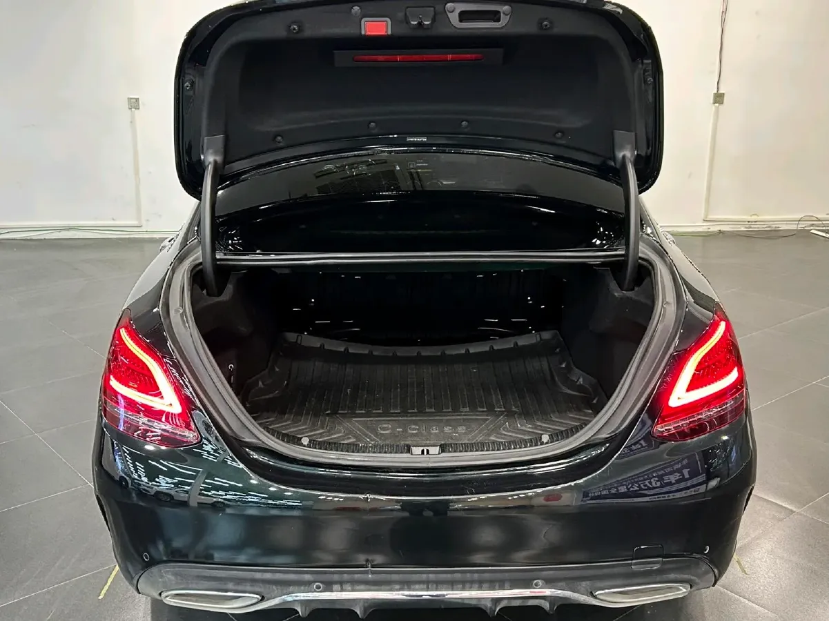 2021 Mercedes-Benz C Class 1.5T 156HP L4 9AT,autocango,china used car exporter,china ev exporter,chinese used car exporter,chinese used ev exporter