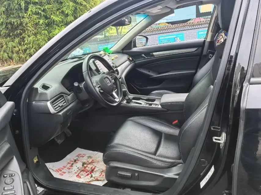 2018 Honda Accord 1.5T 194HP L4 CVT,autocango,china used car exporter,china ev exporter,chinese used car exporter,chinese used ev exporter