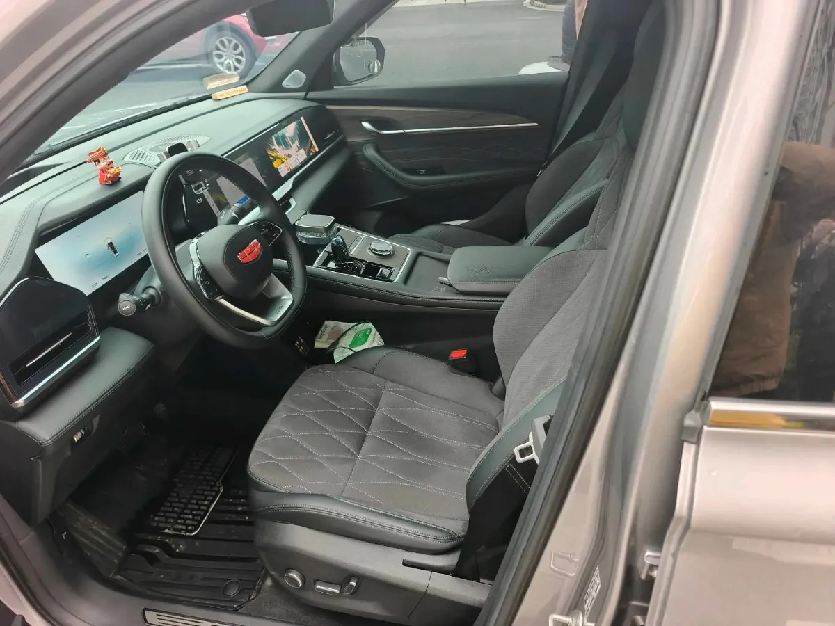 2025 Geely Monjaro 2.0T 238HP L4 8AT,autocango,china used car exporter,china ev exporter,chinese used car exporter,chinese used ev exporter