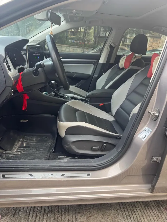 2023 Volkswagen Bora 1.4T 150HP L4 7DCT,autocango,china used car exporter,china ev exporter,chinese used car exporter,chinese used ev exporter