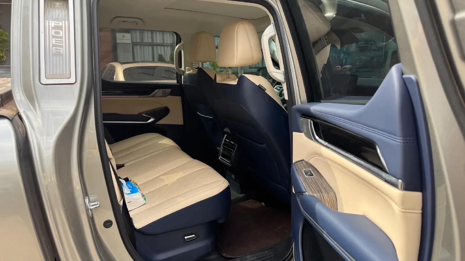 2022 Lincoln Corsair 2.0T 245HP L4 8AT,autocango,china used car exporter,china ev exporter,chinese used car exporter,chinese used ev exporter