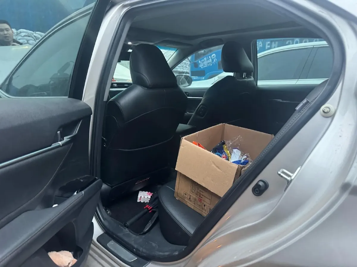 2019 Toyota Camry 2.5L 209HP L4 8AT,autocango,china used car exporter,china ev exporter,chinese used car exporter,chinese used ev exporter