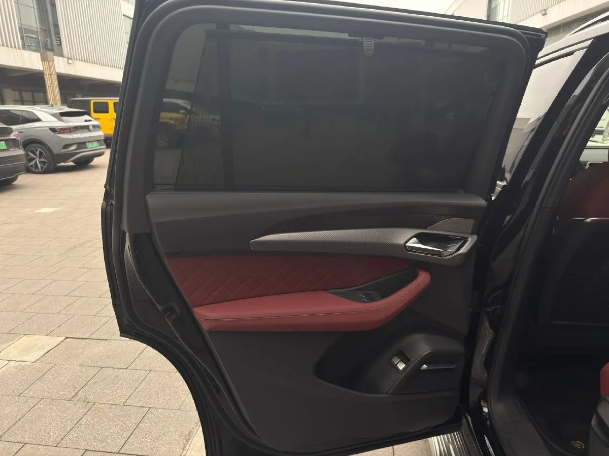 2024 Audi Q6 2.0T 265HP L4 7DCT,autocango,china used car exporter,china ev exporter,chinese used car exporter,chinese used ev exporter