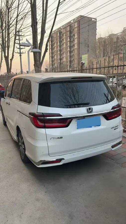 2022 Honda Odyssey 2.0L 146HP L4 E-CVT Hybrid,autocango,china used car exporter,china ev exporter,chinese used car exporter,chinese used ev exporter