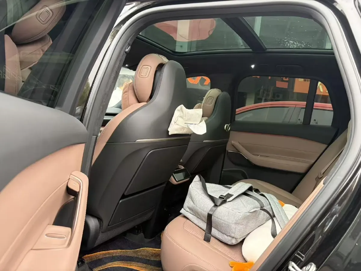 2024 NIO ES6 BEV 75KWH,autocango,china used car exporter,china ev exporter,chinese used car exporter,chinese used ev exporter