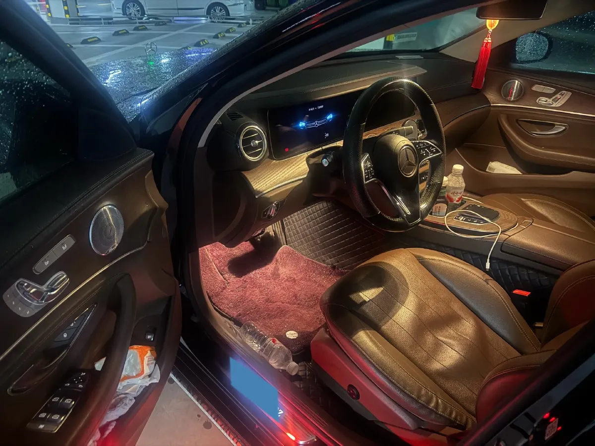 2021 Mercedes-Benz E Class 2.0T 258HP L4 9AT,autocango,china used car exporter,china ev exporter,chinese used car exporter,chinese used ev exporter