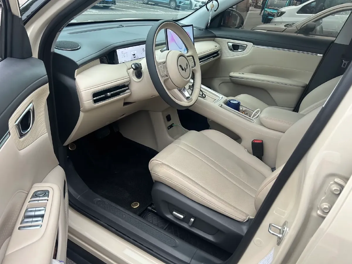 2025 WuLing BinGuo BEV,autocango,china used car exporter,china ev exporter,chinese used car exporter,chinese used ev exporter