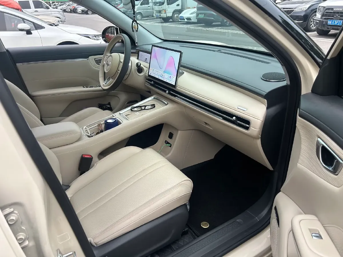 2025 WuLing BinGuo BEV,autocango,china used car exporter,china ev exporter,chinese used car exporter,chinese used ev exporter