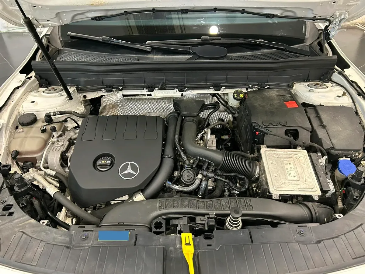 2020 Mercedes-Benz GLB Class 1.3T 163HP L4 7DCT,autocango,china used car exporter,china ev exporter,chinese used car exporter,chinese used ev exporter