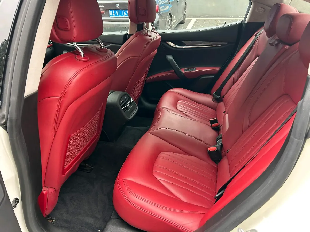 2019 Maserati Ghibli 3.0T 350HP V6 8AT,autocango,china used car exporter,china ev exporter,chinese used car exporter,chinese used ev exporter