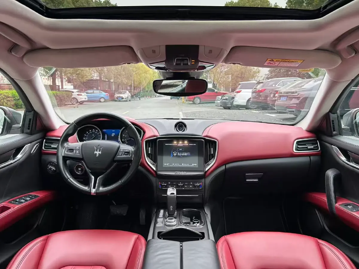 2019 Maserati Ghibli 3.0T 350HP V6 8AT,autocango,china used car exporter,china ev exporter,chinese used car exporter,chinese used ev exporter