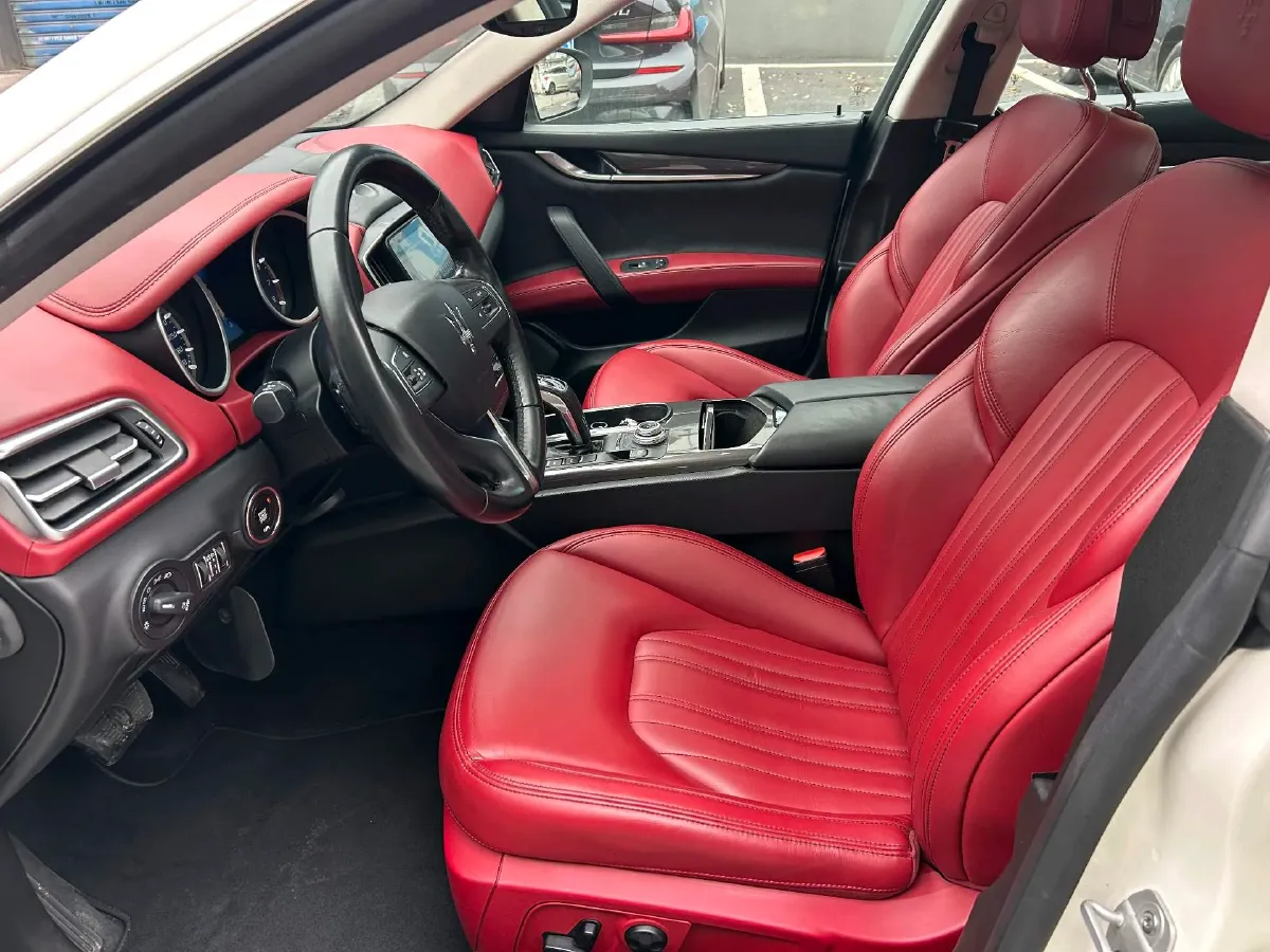 2019 Maserati Ghibli 3.0T 350HP V6 8AT,autocango,china used car exporter,china ev exporter,chinese used car exporter,chinese used ev exporter