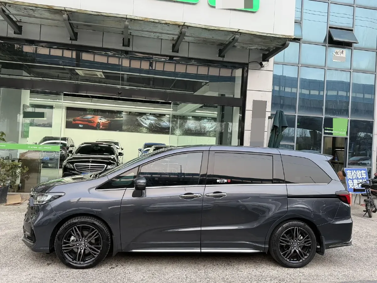 2022 Honda Odyssey 2.0L 146HP L4 E-CVT Hybrid,autocango,china used car exporter,china ev exporter,chinese used car exporter,chinese used ev exporter
