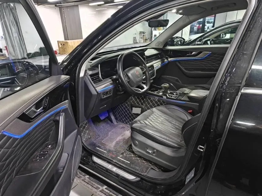2022 HongQi HS5 2.0T 224HP L4 6AT,autocango,china used car exporter,china ev exporter,chinese used car exporter,chinese used ev exporter