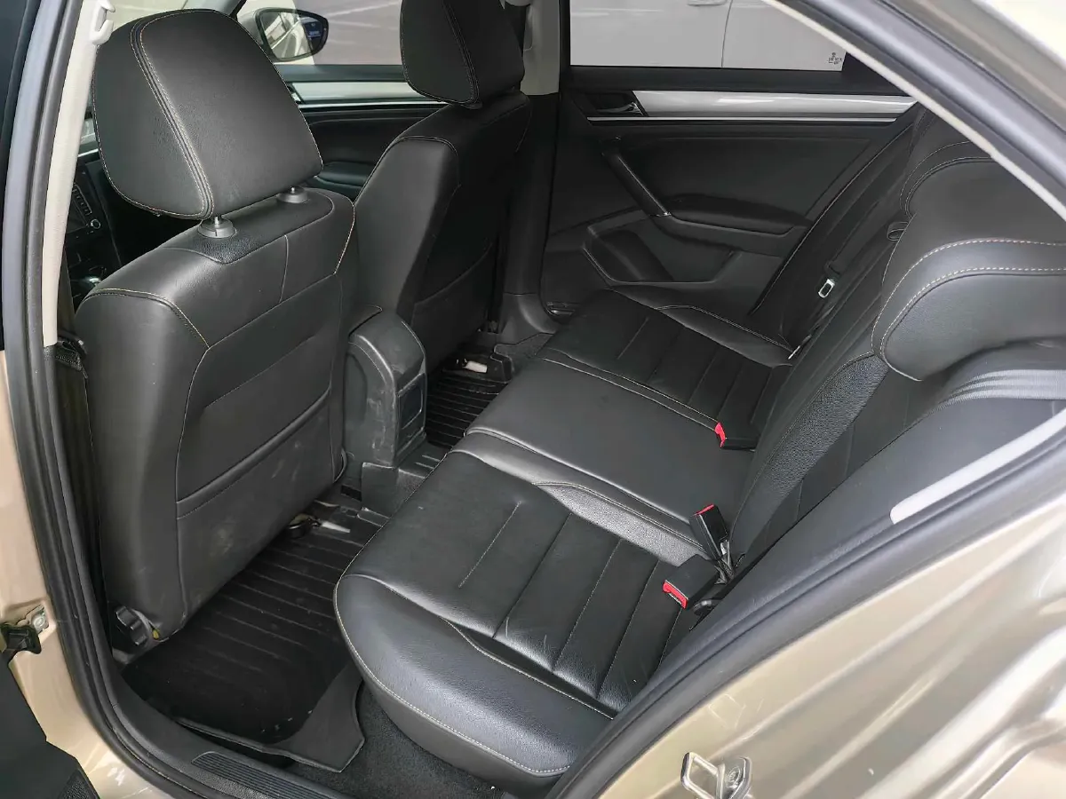 2018 Volkswagen Bora 1.5L 110HP L4 6AT,autocango,china used car exporter,china ev exporter,chinese used car exporter,chinese used ev exporter