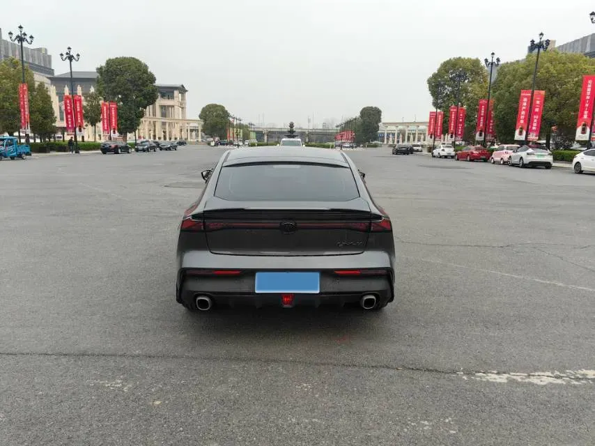2022 ChangAn UNI-V 1.5T 188HP L4 7DCT,autocango,china used car exporter,china ev exporter,chinese used car exporter,chinese used ev exporter