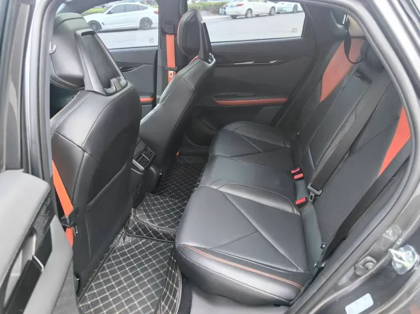 2022 ChangAn UNI-V 1.5T 188HP L4 7DCT,autocango,china used car exporter,china ev exporter,chinese used car exporter,chinese used ev exporter