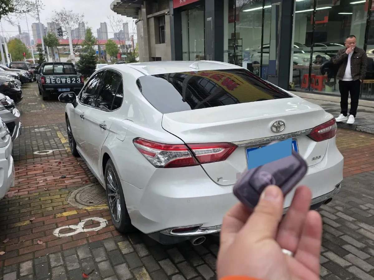 2023 Toyota Camry 2.0L 177HP L4 CVT,autocango,china used car exporter,china ev exporter,chinese used car exporter,chinese used ev exporter