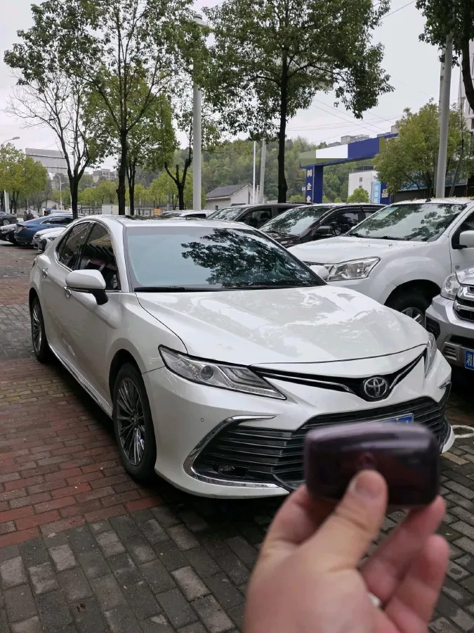 2023 Toyota Camry 2.0L 177HP L4 CVT,autocango,china used car exporter,china ev exporter,chinese used car exporter,chinese used ev exporter
