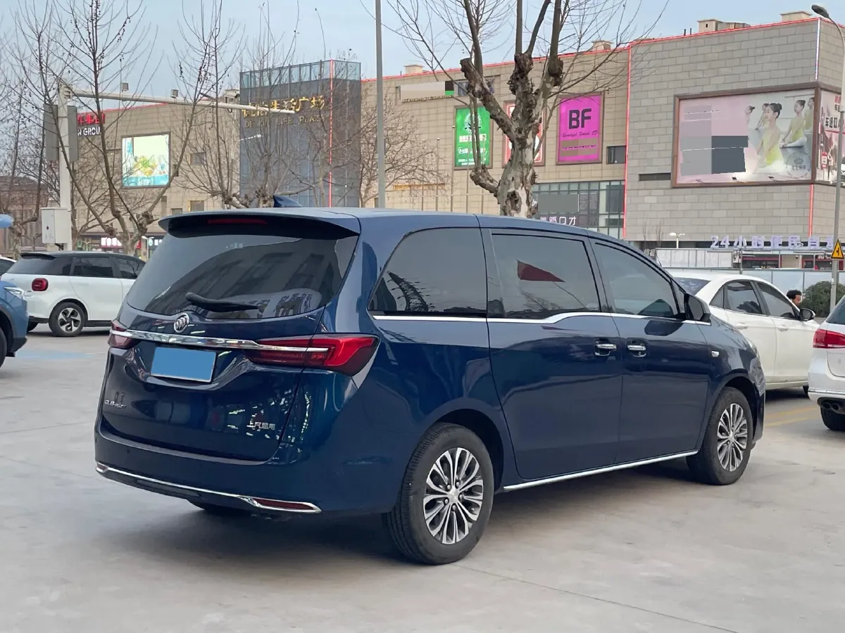 2022 Buick GL8 2.0T 237HP L4 9AT,autocango,china used car exporter,china ev exporter,chinese used car exporter,chinese used ev exporter