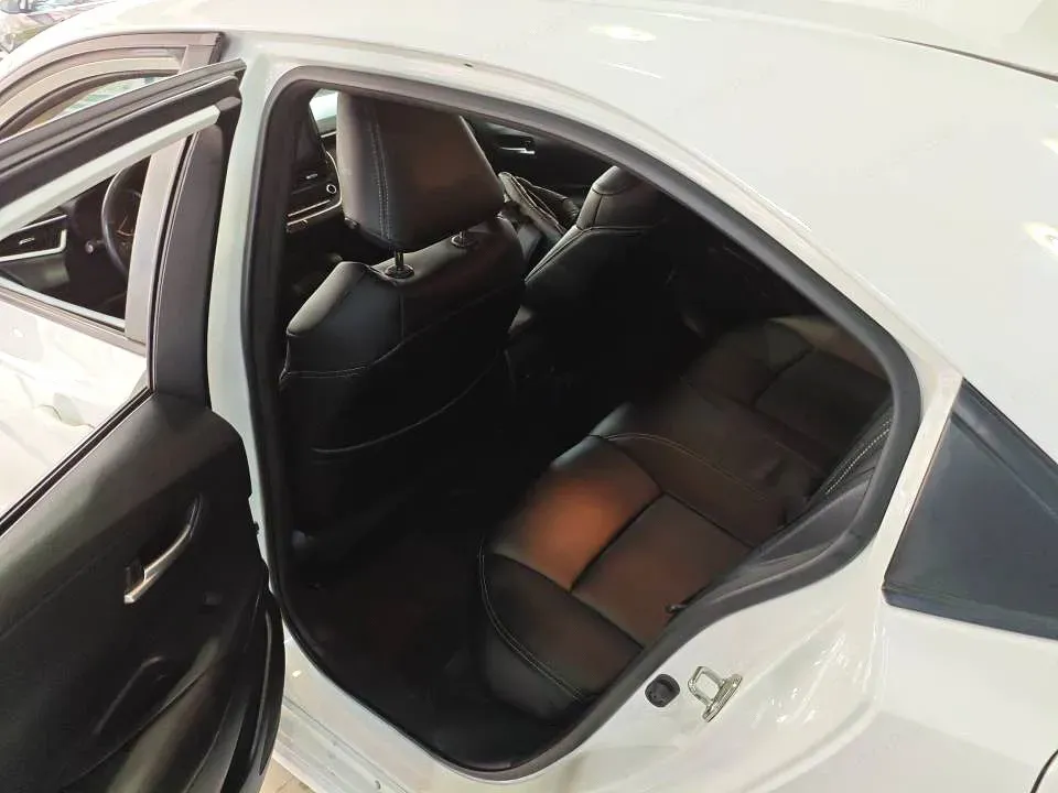 2021 Toyota Corolla 1.2T 116HP L4 CVT,autocango,china used car exporter,china ev exporter,chinese used car exporter,chinese used ev exporter