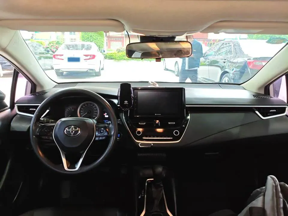 2021 Toyota Corolla 1.2T 116HP L4 CVT,autocango,china used car exporter,china ev exporter,chinese used car exporter,chinese used ev exporter