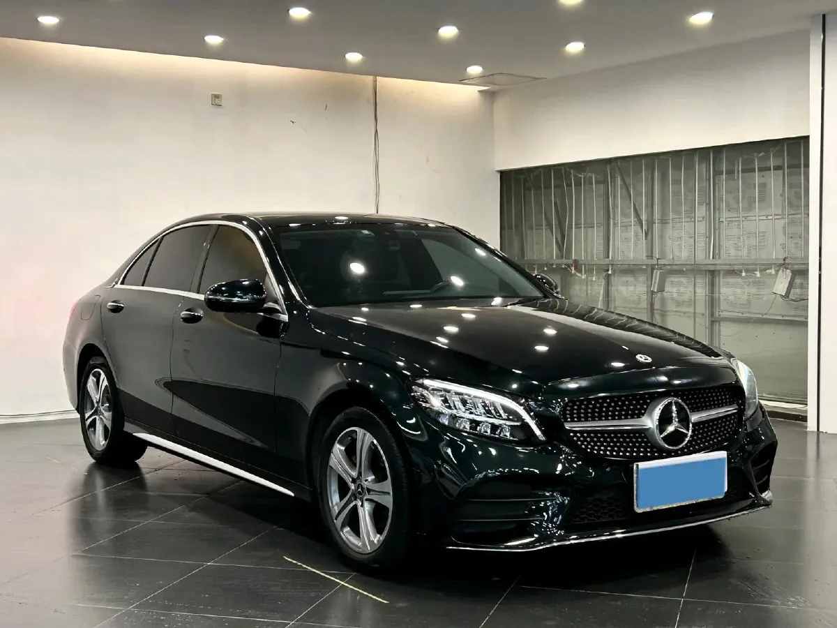 2021 Mercedes-Benz C Class 1.5T 184HP L4 9AT,autocango,china used car exporter,china ev exporter,chinese used car exporter,chinese used ev exporter