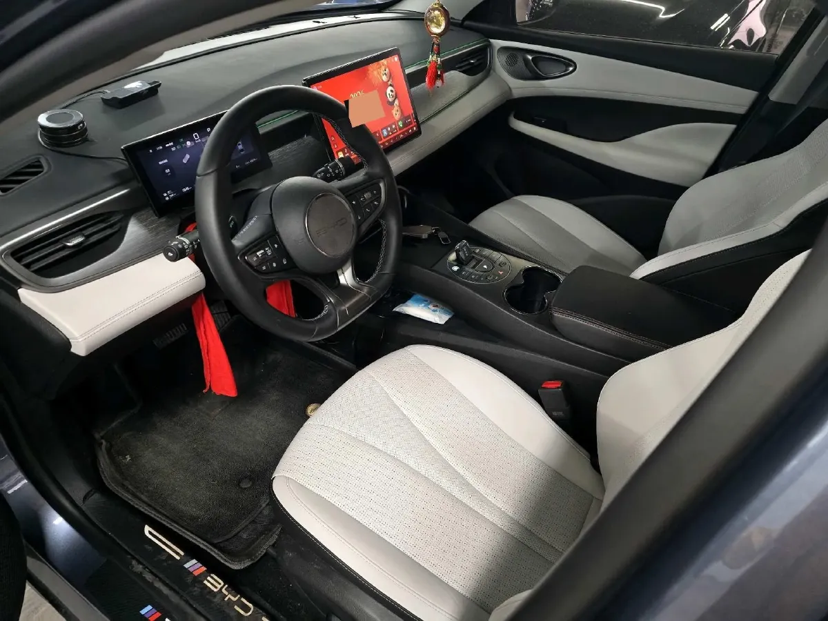 2025 BYD Seal05 DM-i 1.5L 101HP L4 E-CVT PHEV 7.68KWH,autocango,china used car exporter,china ev exporter,chinese used car exporter,chinese used ev exporter