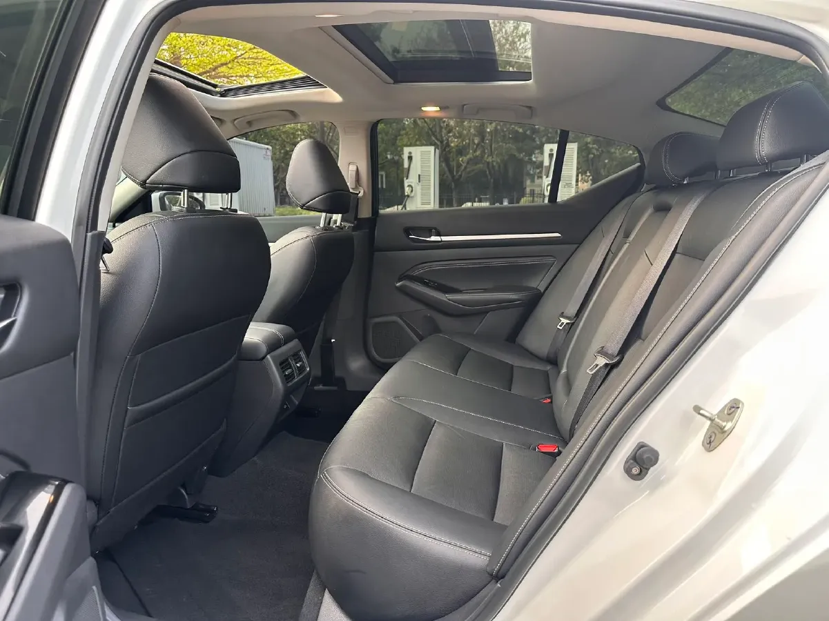 2022 Nissan Teana 2.0L 156HP L4 CVT,autocango,china used car exporter,china ev exporter,chinese used car exporter,chinese used ev exporter