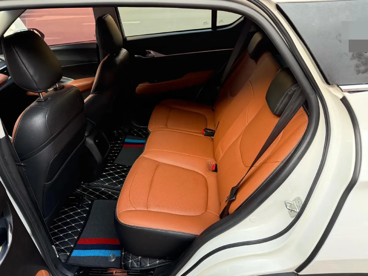 2017 HaiMa S5 Young Edition 1.6L 122HP L4 5MT,autocango,china used car exporter,china ev exporter,chinese used car exporter,chinese used ev exporter