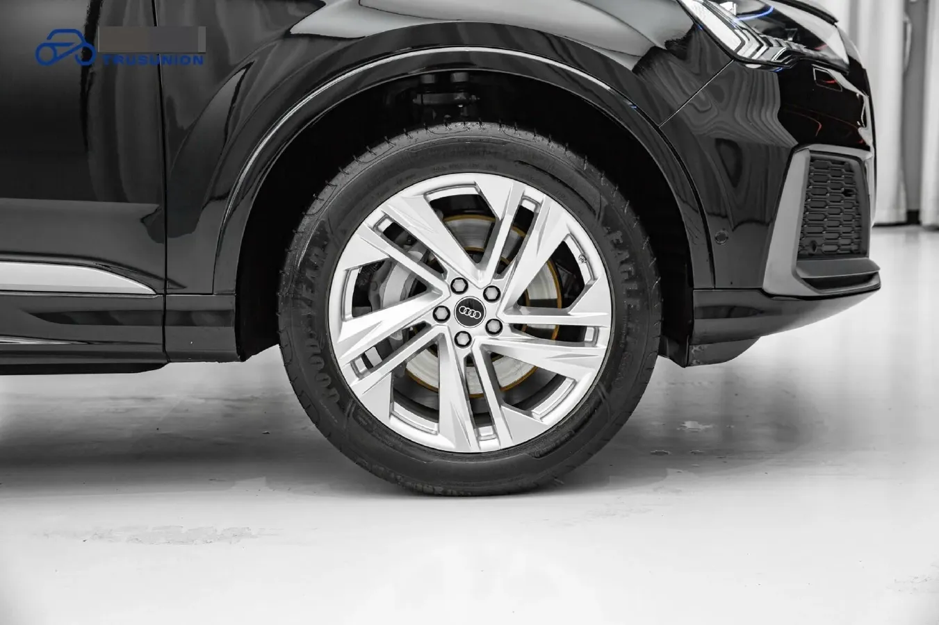 2023 Audi Q7 2.0T 265HP L4 8AT,autocango,china used car exporter,china ev exporter,chinese used car exporter,chinese used ev exporter