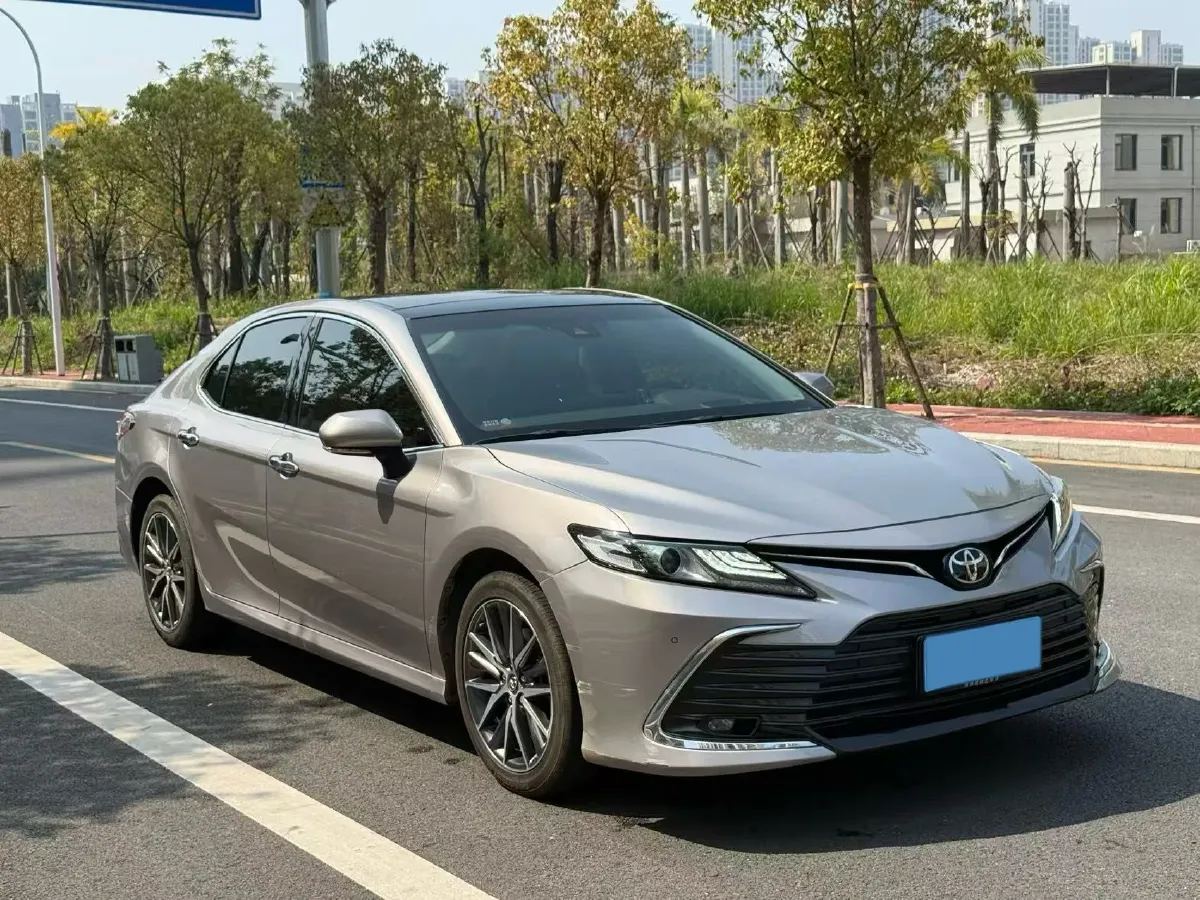 2021 Toyota Camry 2.5L 209HP L4 8AT,autocango,china used car exporter,china ev exporter,chinese used car exporter,chinese used ev exporter