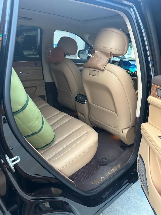 2024 AITO AITO M7 1.5T 152HP L4 REEV 42KWH,autocango,china used car exporter,china ev exporter,chinese used car exporter,chinese used ev exporter