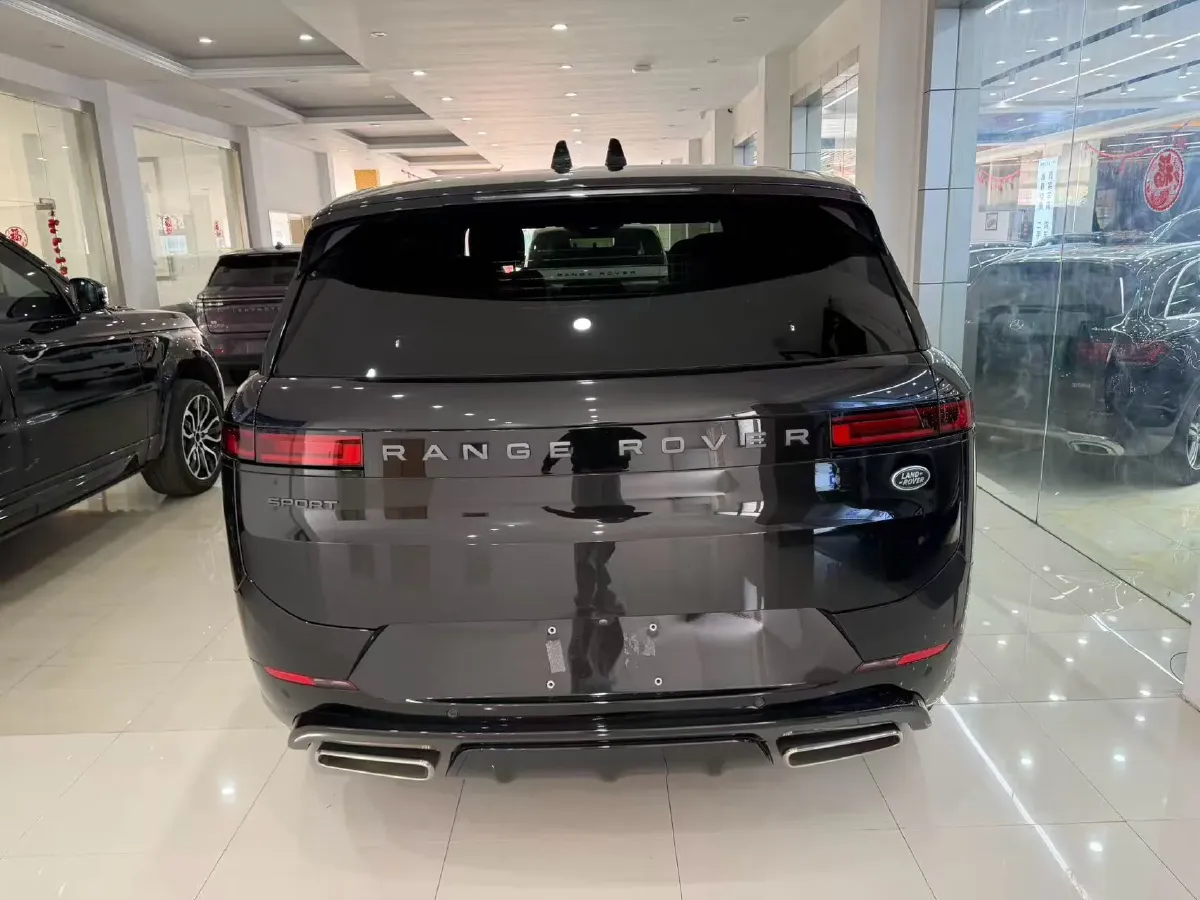 2024 Land Rover Range Rover Sport 3.0T 400HP L6 8AT,autocango,china used car exporter,china ev exporter,chinese used car exporter,chinese used ev exporter