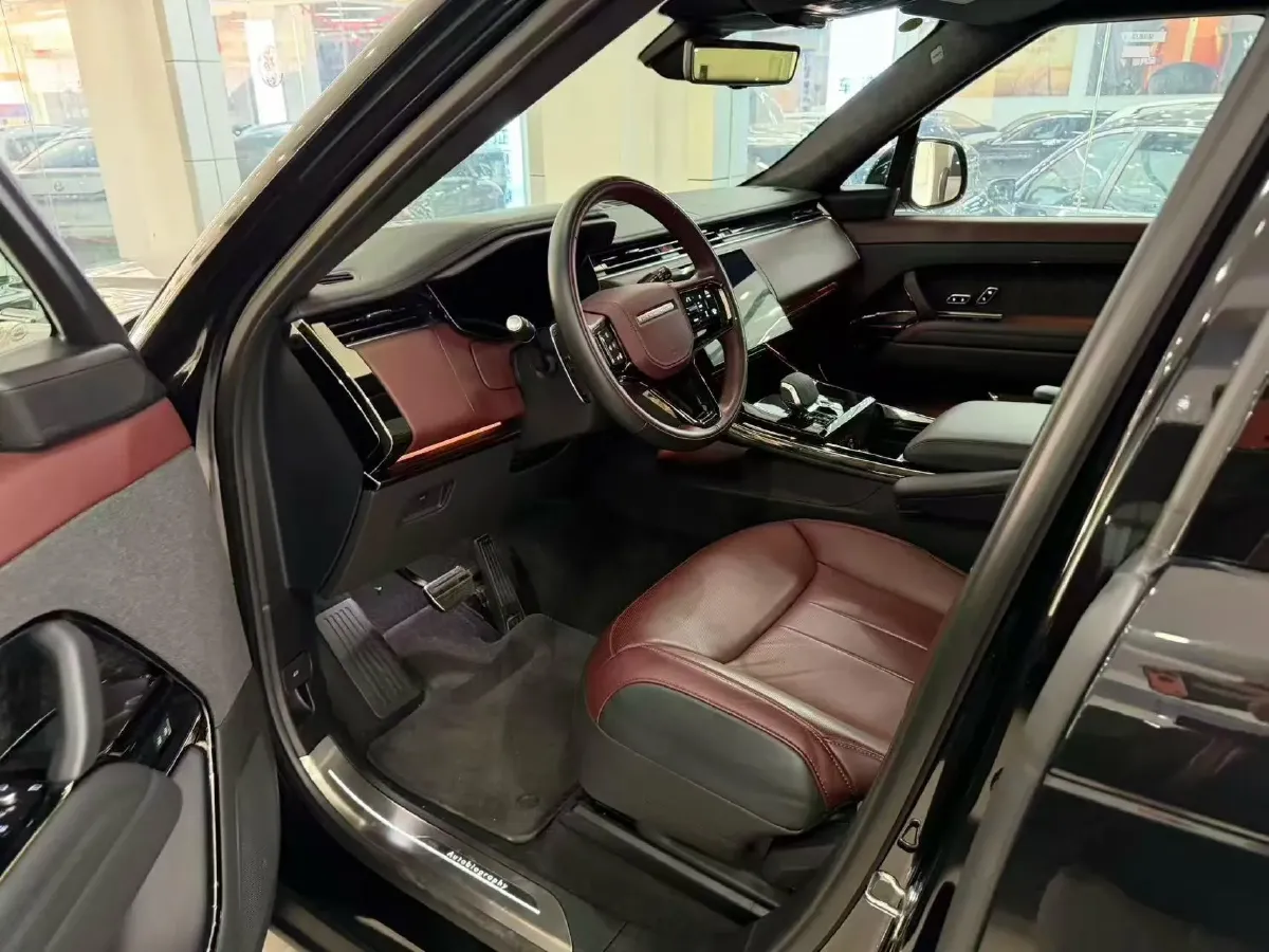 2024 Land Rover Range Rover Sport 3.0T 400HP L6 8AT,autocango,china used car exporter,china ev exporter,chinese used car exporter,chinese used ev exporter